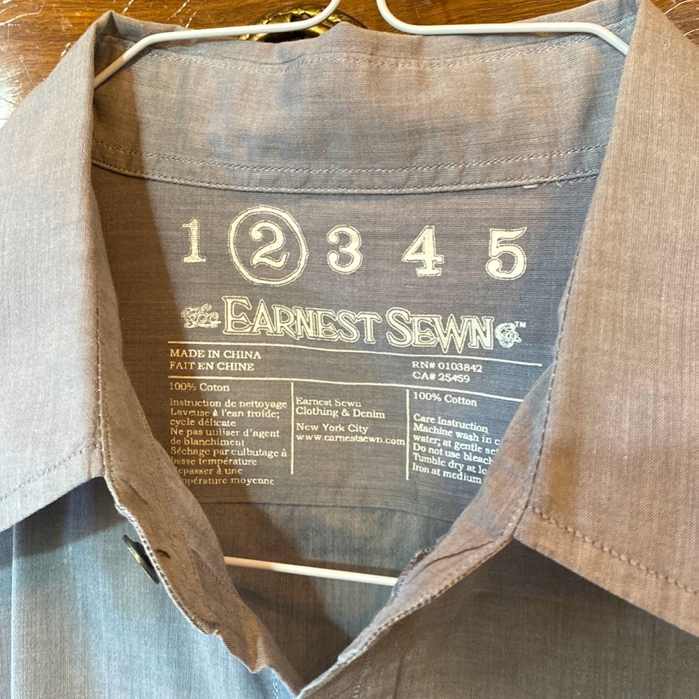 Faded Earnest Sewn Men’s Shirt. Size 2. Medium.